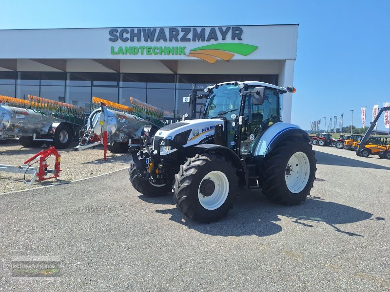 Traktor of the type New Holland T 5.95, Gebrauchtmaschine in Gampern (Picture 1)