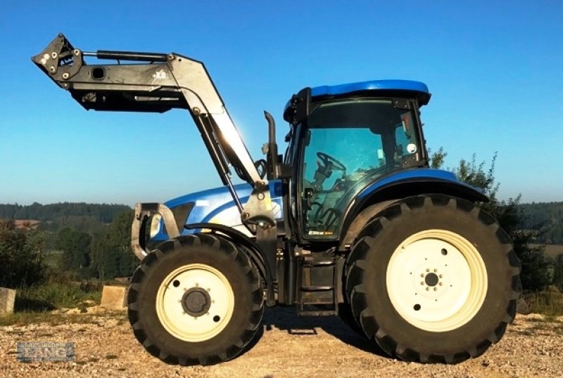 Traktor des Typs New Holland T 6020 Elite, Gebrauchtmaschine in Rottenburg (Bild 2)