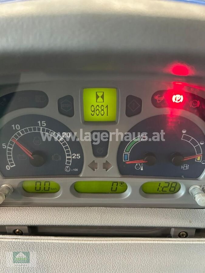 Traktor типа New Holland T 6020, Gebrauchtmaschine в Klagenfurt (Фотография 11)