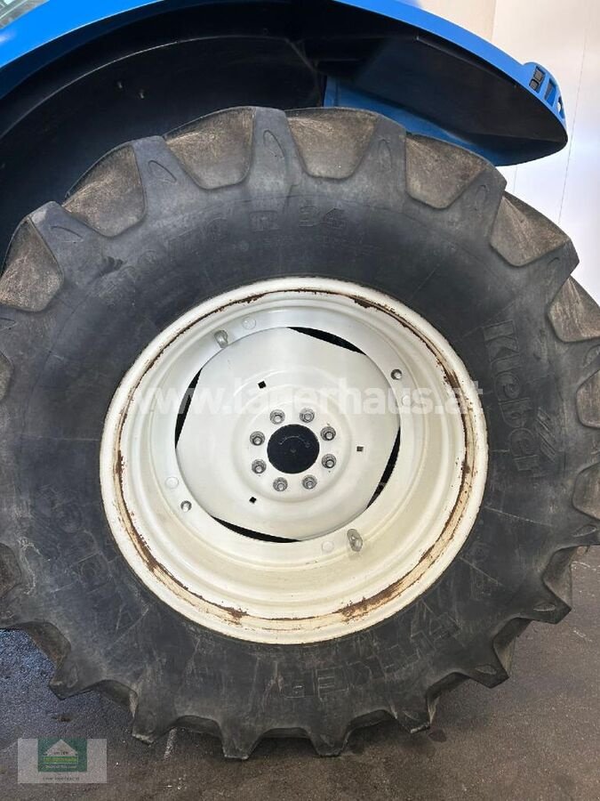 Traktor типа New Holland T 6020, Gebrauchtmaschine в Klagenfurt (Фотография 8)