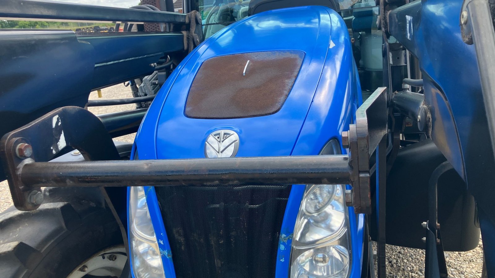 Traktor типа New Holland T 6030 DK ELITE MED LÆSSER elektrisk joystik, Gebrauchtmaschine в Rødekro (Фотография 5)