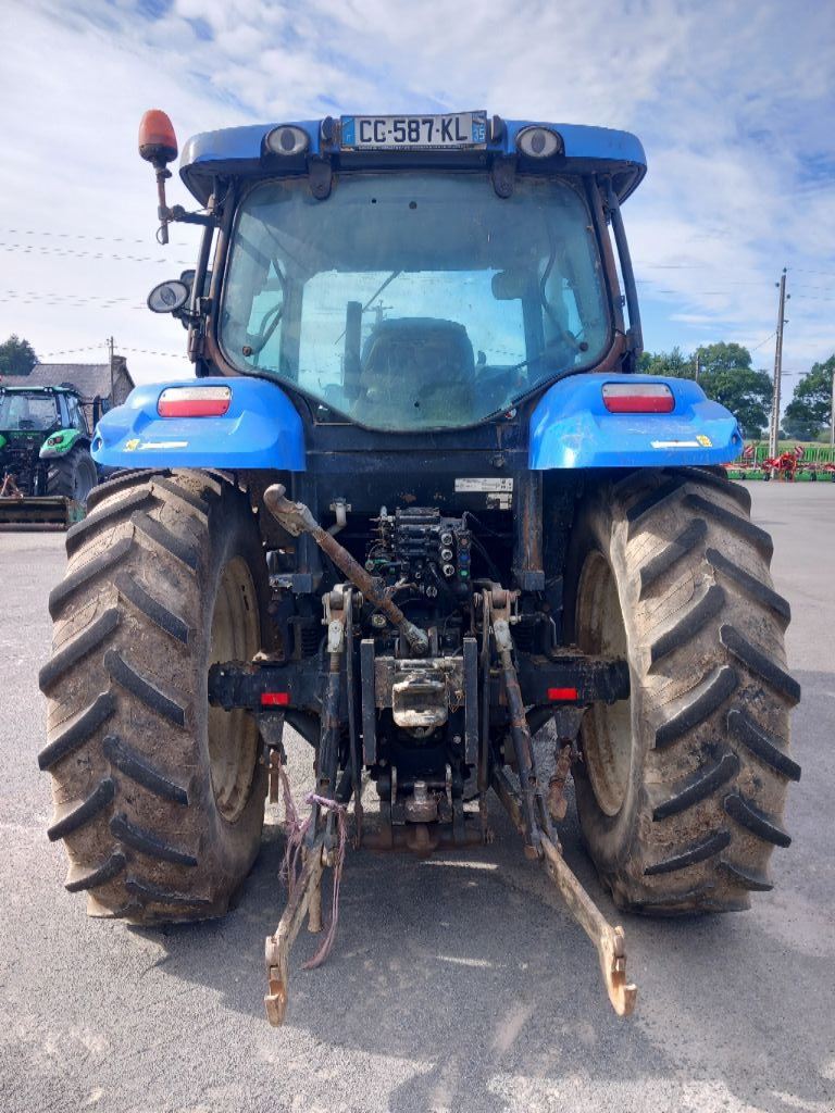 Traktor του τύπου New Holland T 6030 Elite, Gebrauchtmaschine σε BRECE (Φωτογραφία 4)