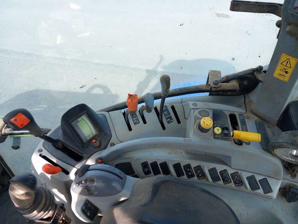 Traktor του τύπου New Holland T 6030 Elite, Gebrauchtmaschine σε BRECE (Φωτογραφία 6)