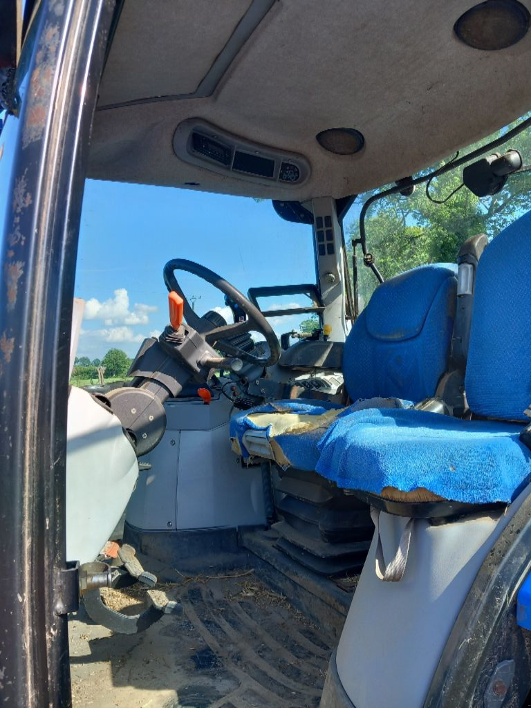 Traktor del tipo New Holland T 6030 Plus Supersteer, Gebrauchtmaschine In BRECE (Immagine 3)