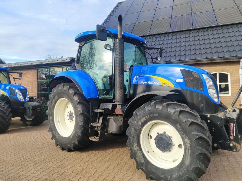 Traktor del tipo New Holland T 6030 Range Command, Gebrauchtmaschine en Rouveen (Imagen 1)
