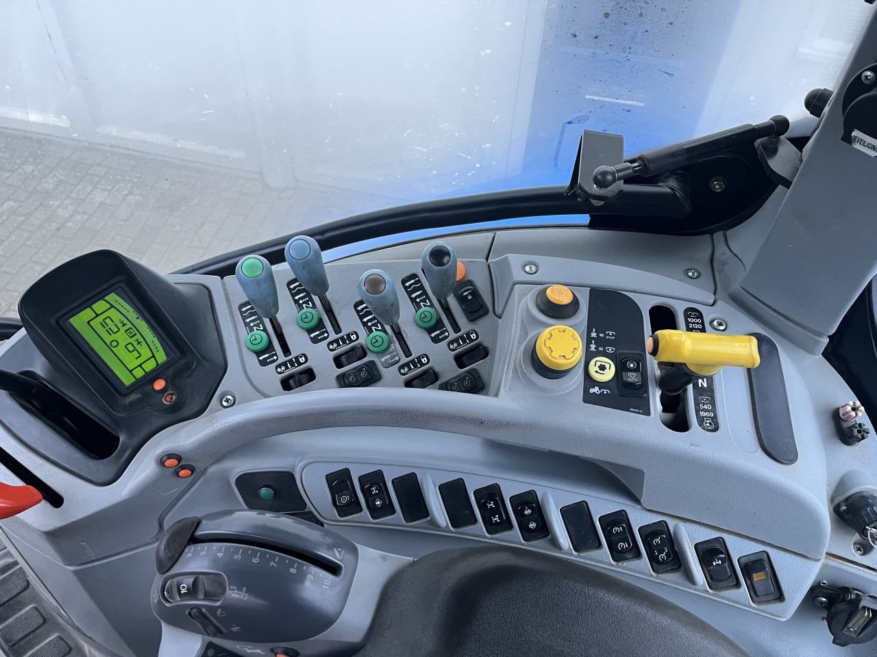 Traktor типа New Holland T 6040 ELITE, Gebrauchtmaschine в Kampen (Фотография 8)