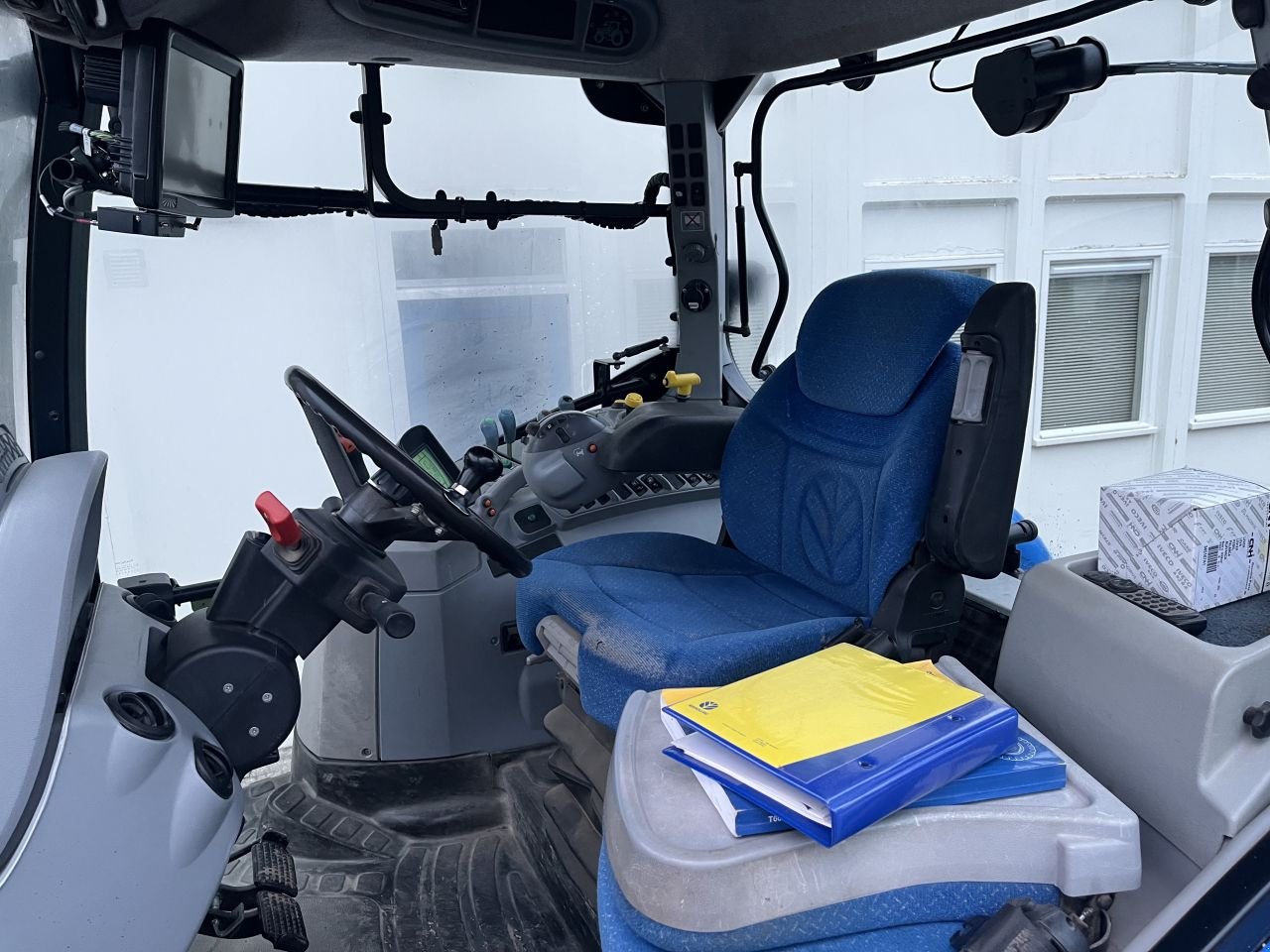 Traktor типа New Holland T 6040 ELITE, Gebrauchtmaschine в Kampen (Фотография 7)