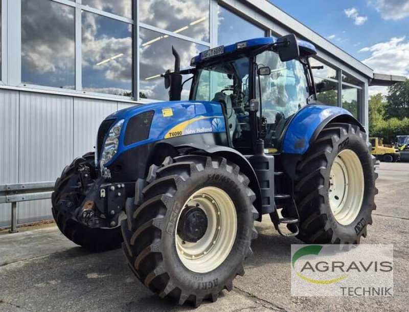 Traktor типа New Holland T 6090 PC, Gebrauchtmaschine в Beelen (Фотография 2)