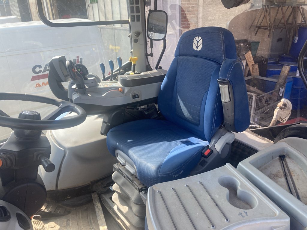 Traktor del tipo New Holland T 6.145, Gebrauchtmaschine en Langres (Imagen 8)