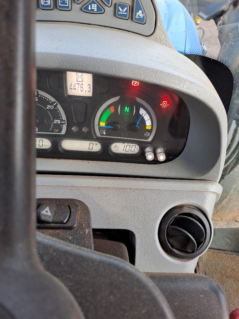 Traktor del tipo New Holland T 6.145, Gebrauchtmaschine en Langres (Imagen 2)