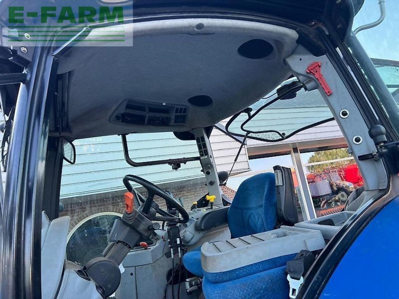 Traktor типа New Holland t 6.155, Gebrauchtmaschine в ag BROEKLAND (Фотография 13)