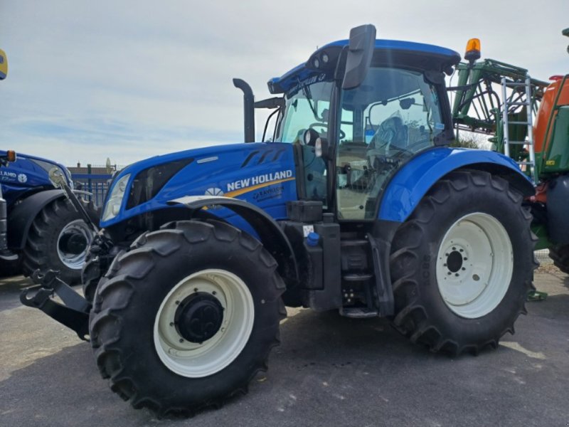 Traktor of the type New Holland T 6.175 DYNAMIC COMMAND, Gebrauchtmaschine in VERT TOULON (Picture 1)