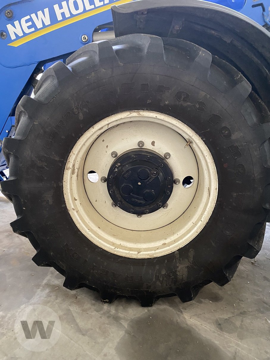 Traktor des Typs New Holland T 6.175, Gebrauchtmaschine in Bützow (Bild 4)