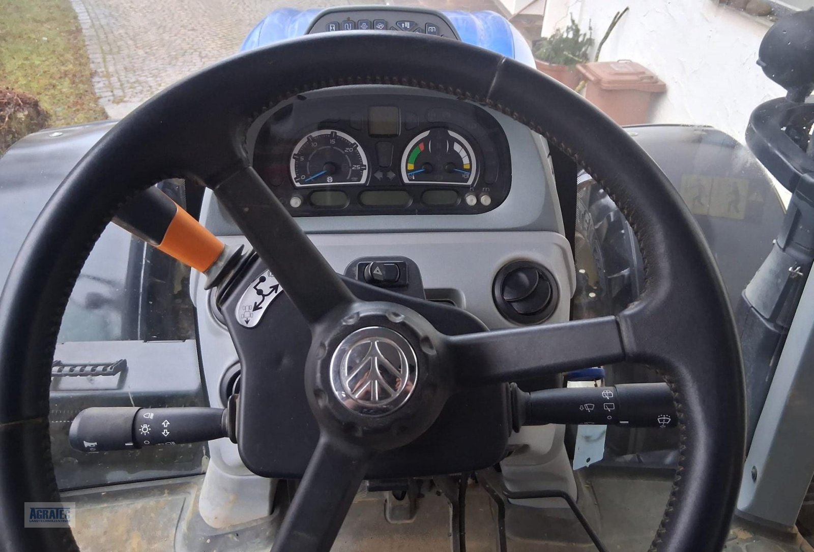 Traktor typu New Holland T 6.180 AC, Gebrauchtmaschine v Salching bei Straubing (Obrázek 10)