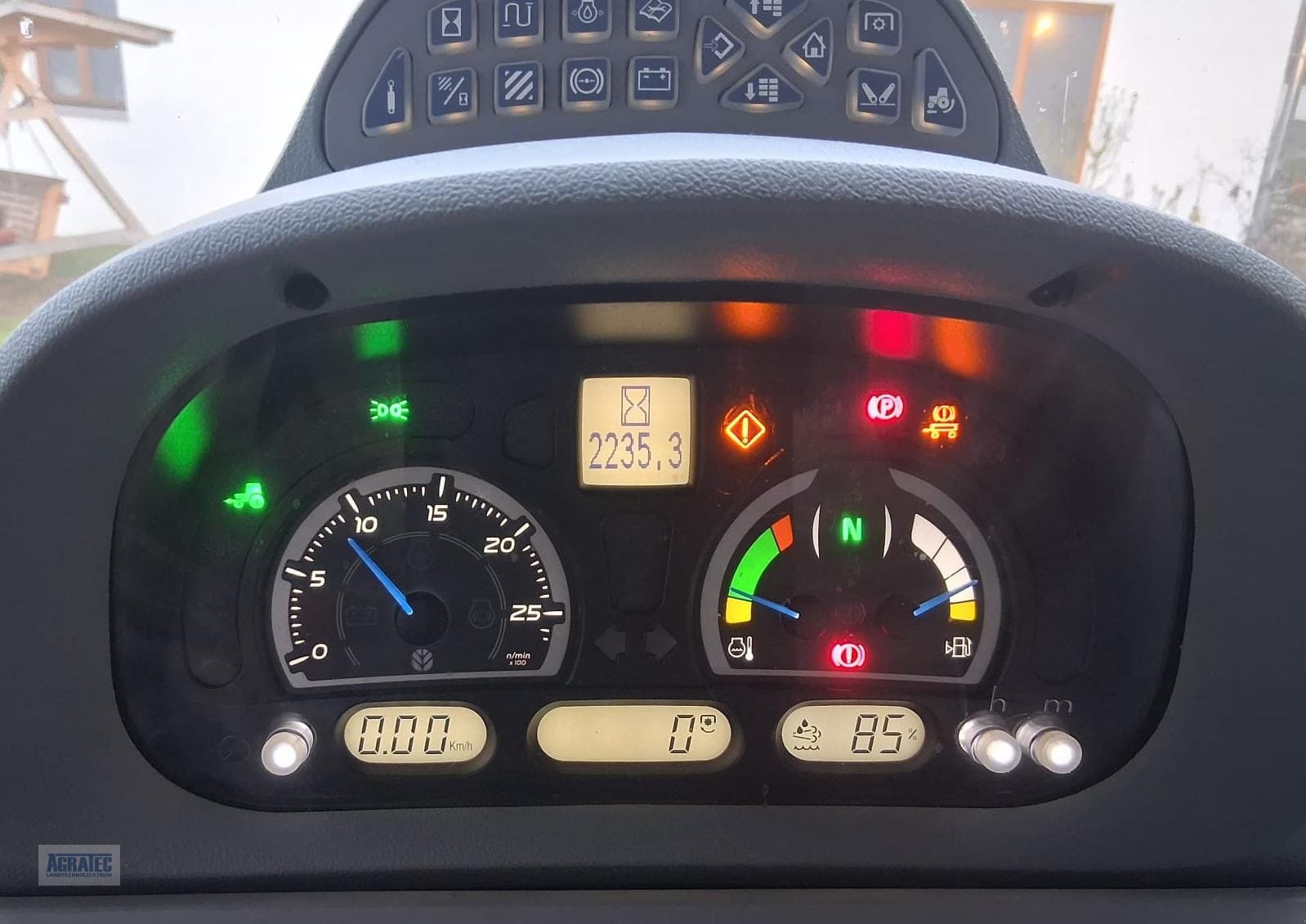 Traktor typu New Holland T 6.180 AC, Gebrauchtmaschine v Salching bei Straubing (Obrázek 11)