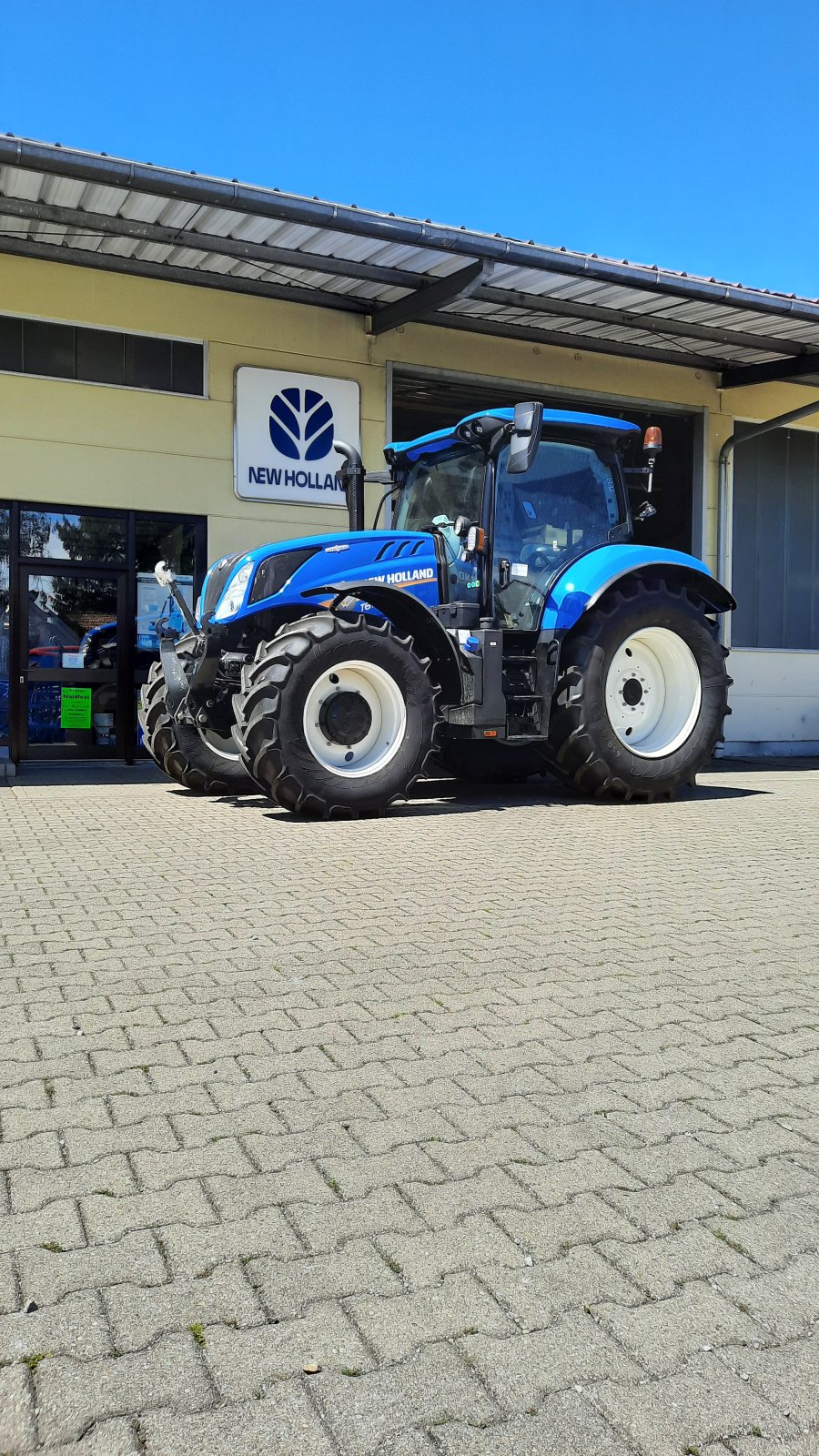 Traktor tip New Holland T 6.180 AC, Neumaschine in Velden (Poză 1)