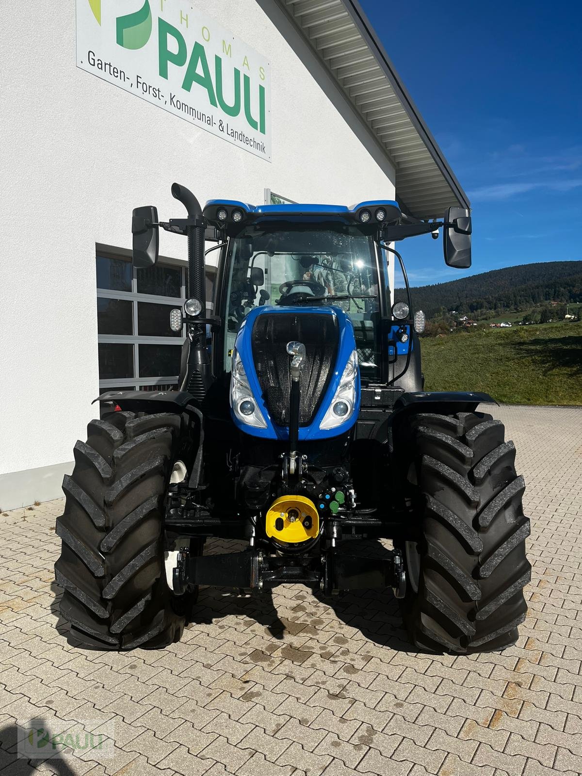 Traktor des Typs New Holland T 6.180 AC, Neumaschine in Grainet (Bild 8)