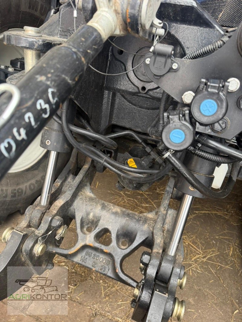 Traktor Türe ait New Holland T 6.180 Dynamic Command, Gebrauchtmaschine içinde Liebenwalde (resim 4)