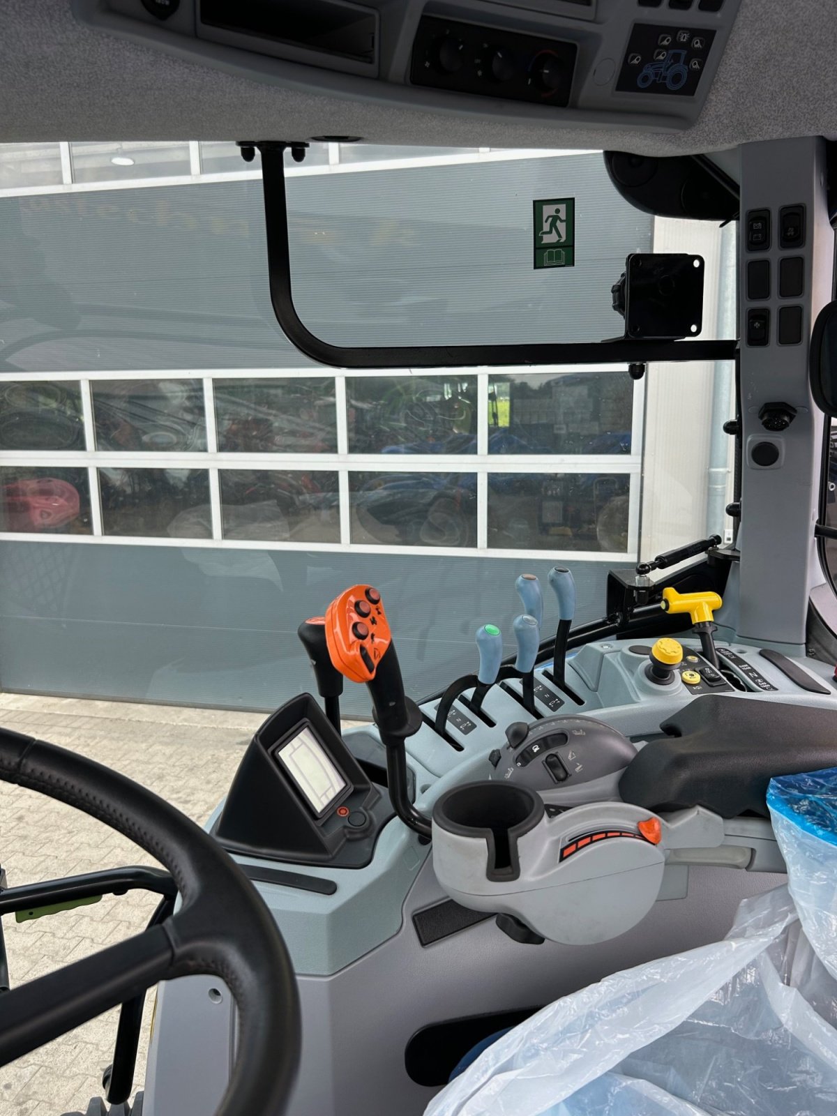 Traktor des Typs New Holland T 6.180 EC Methan, Gebrauchtmaschine in Sonsbeck (Bild 14)