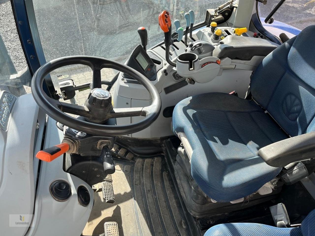 Traktor типа New Holland T 6.180 EC, Gebrauchtmaschine в Neuhof - Dorfborn (Фотография 5)