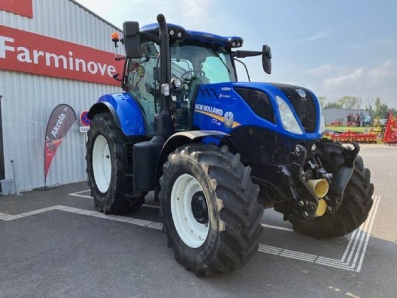 Traktor of the type New Holland T 7 175 AC, Gebrauchtmaschine in POUSSAY (Picture 2)