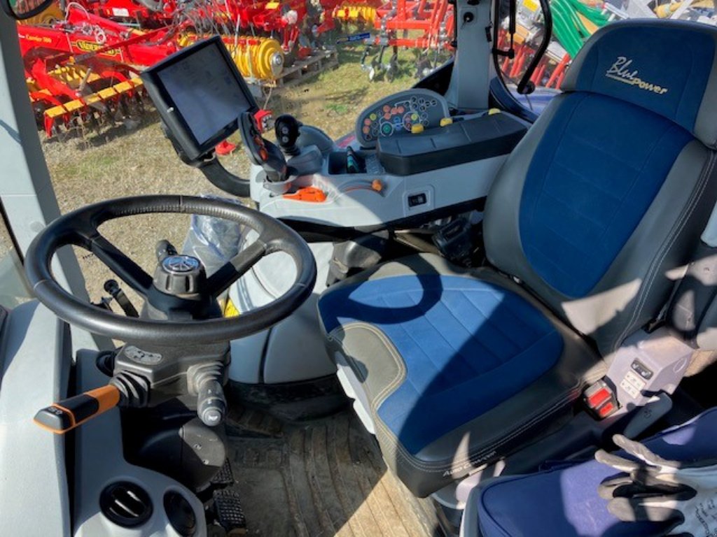 Traktor des Typs New Holland T 7 270 AC BLUE POWER, Gebrauchtmaschine in BRAS SUR MEUSE (Bild 5)