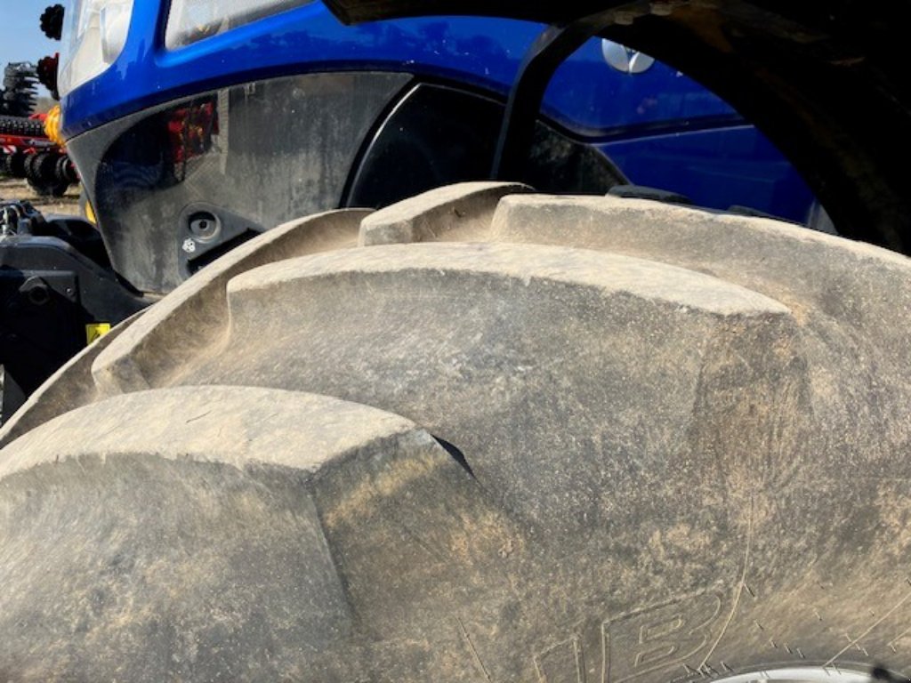 Traktor des Typs New Holland T 7 270 AC BLUE POWER, Gebrauchtmaschine in BRAS SUR MEUSE (Bild 10)