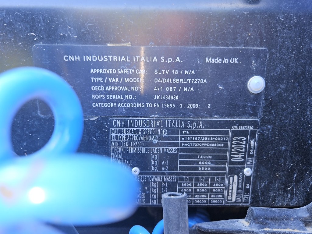 Traktor des Typs New Holland T 7 270 AC BLUE POWER, Gebrauchtmaschine in Neuilly-Crimolois (Bild 5)