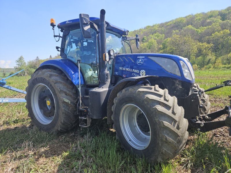 Traktor des Typs New Holland T 7 270 AC BLUE POWER, Gebrauchtmaschine in Neuilly-Crimolois (Bild 1)