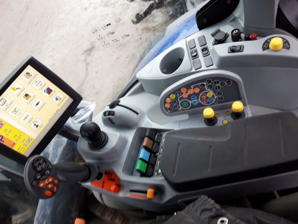 Traktor a típus New Holland T 7 270 AC BLUEPOWER, Gebrauchtmaschine ekkor: BRAS SUR MEUSE (Kép 6)