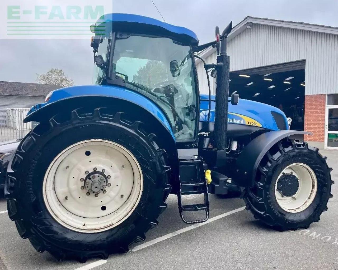 Traktor typu New Holland t 7030, Gebrauchtmaschine v AALBORG SV (Obrázek 5)