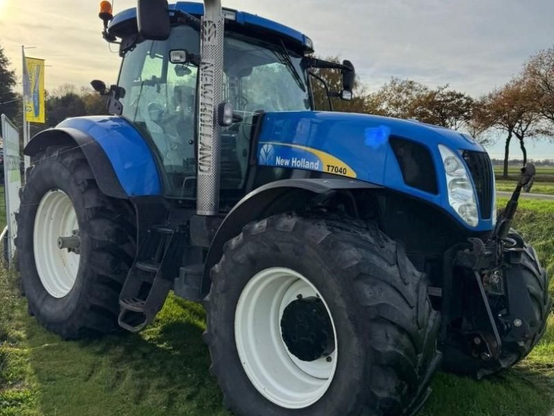 Traktor typu New Holland T 7040, Gebrauchtmaschine v Hapert (Obrázek 1)