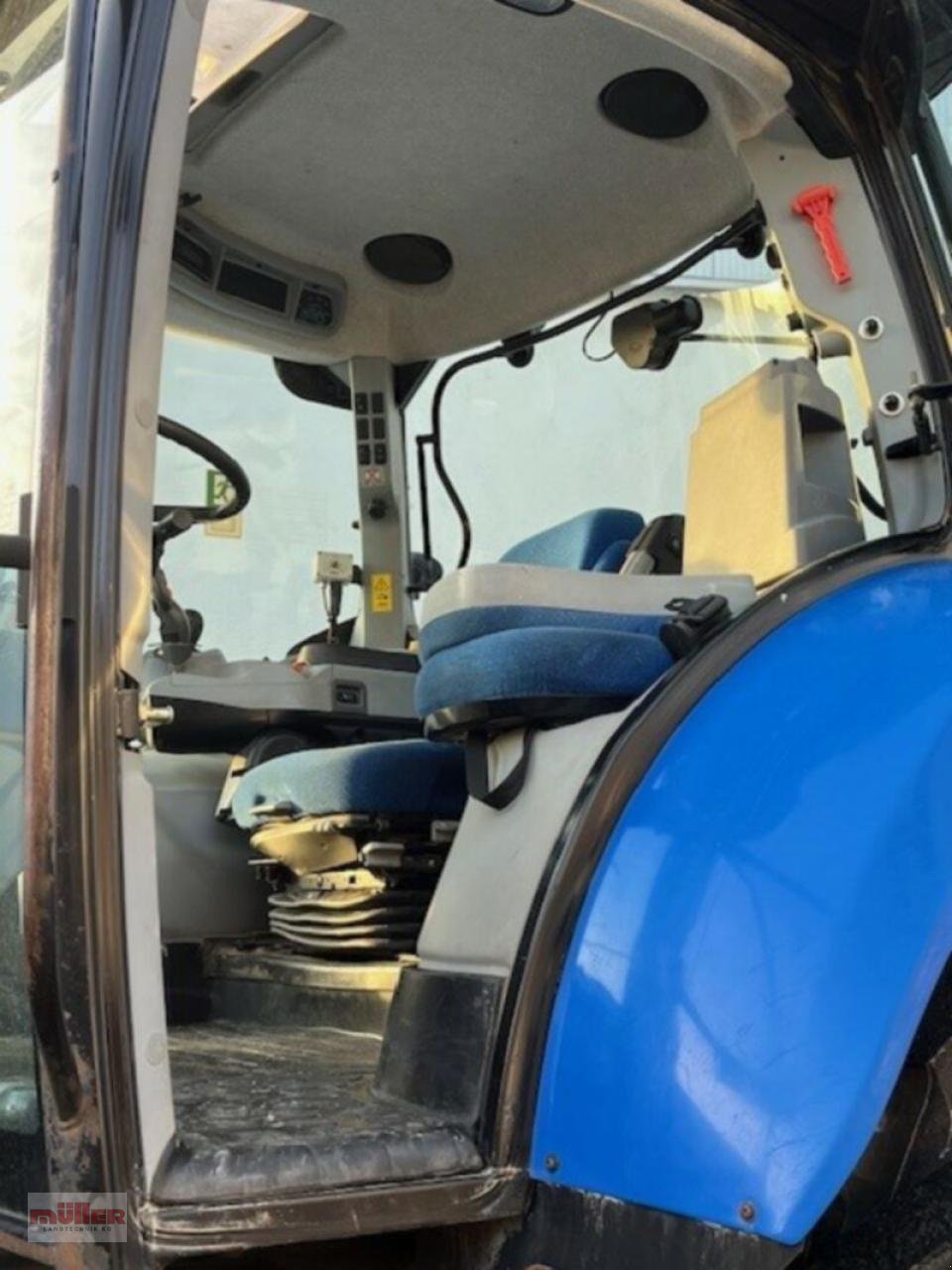 Traktor del tipo New Holland T 7050, Gebrauchtmaschine en Holzhausen (Imagen 5)