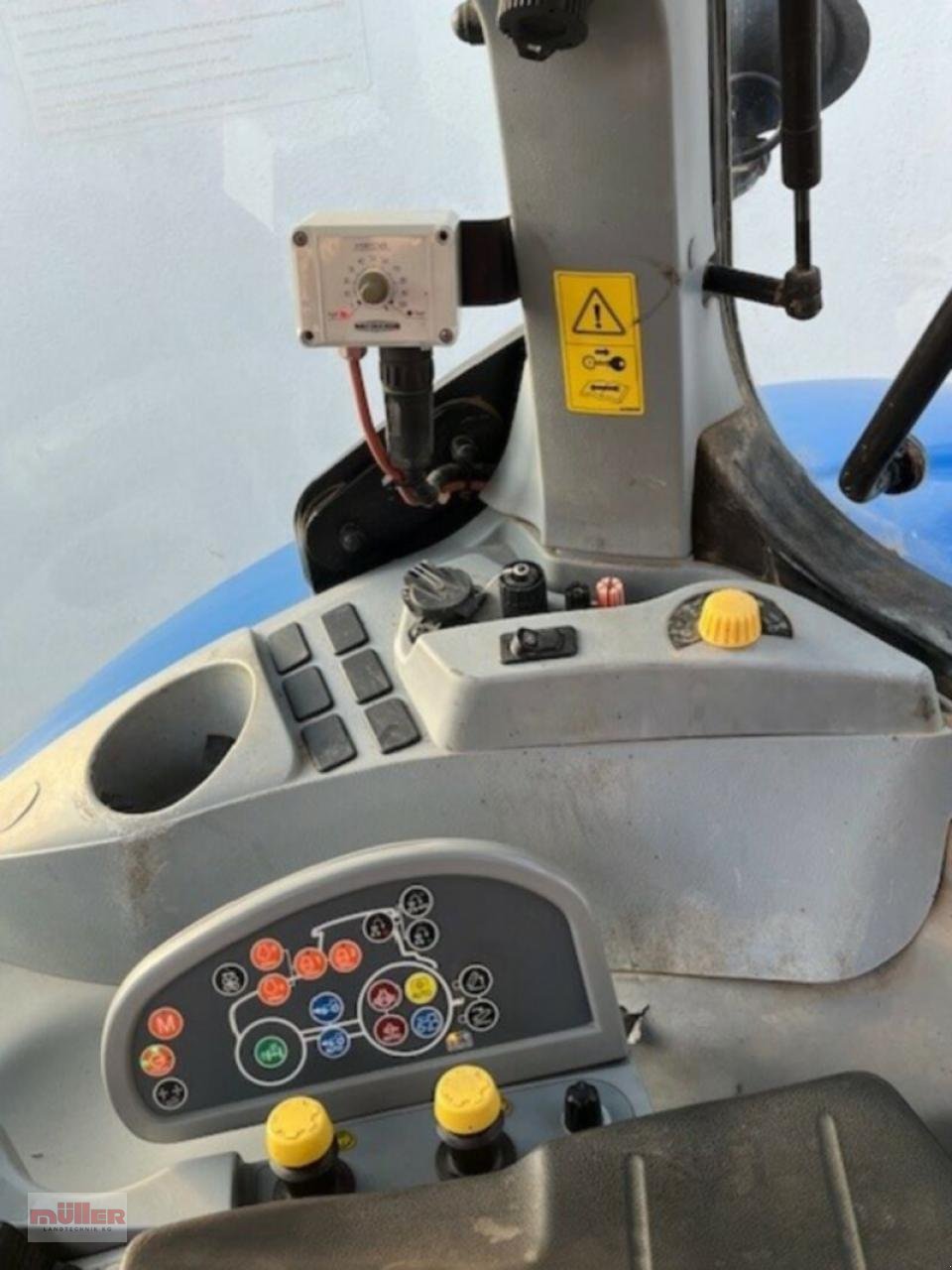 Traktor del tipo New Holland T 7050, Gebrauchtmaschine en Holzhausen (Imagen 12)