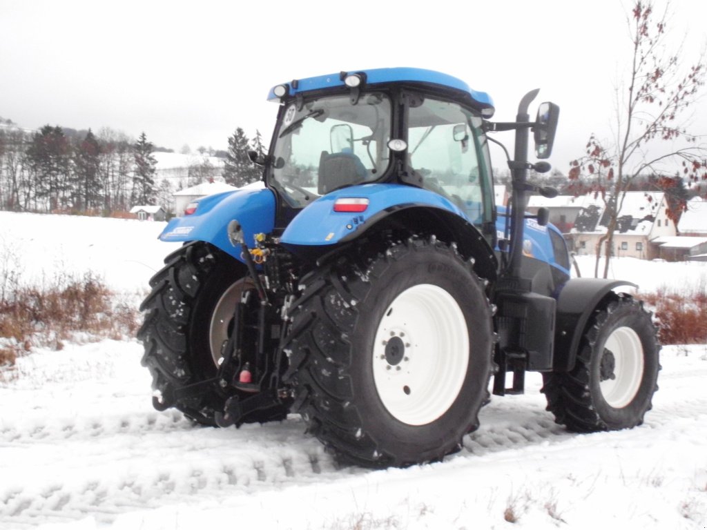 Traktor typu New Holland T 7.185 RC, Gebrauchtmaschine v Mittelrüsselbach (Obrázek 3)