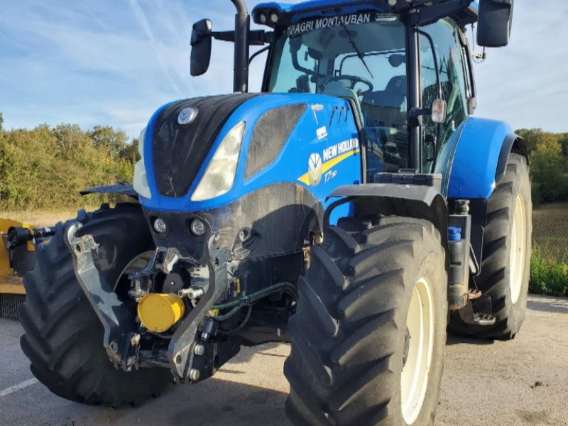 Traktor of the type New Holland T 7.190 AUTO COMMAND, Gebrauchtmaschine in Montauban (Picture 1)