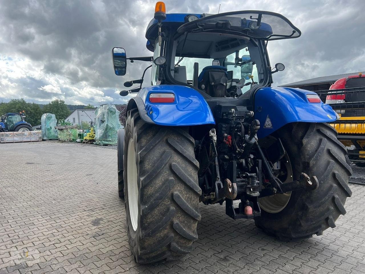 Traktor des Typs New Holland T 7.200 AC, Gebrauchtmaschine in Neuhof - Dorfborn (Bild 4)