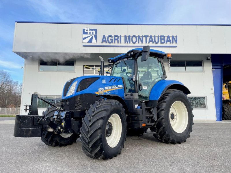Traktor of the type New Holland T 7.210 PC, Gebrauchtmaschine in Montauban (Picture 1)