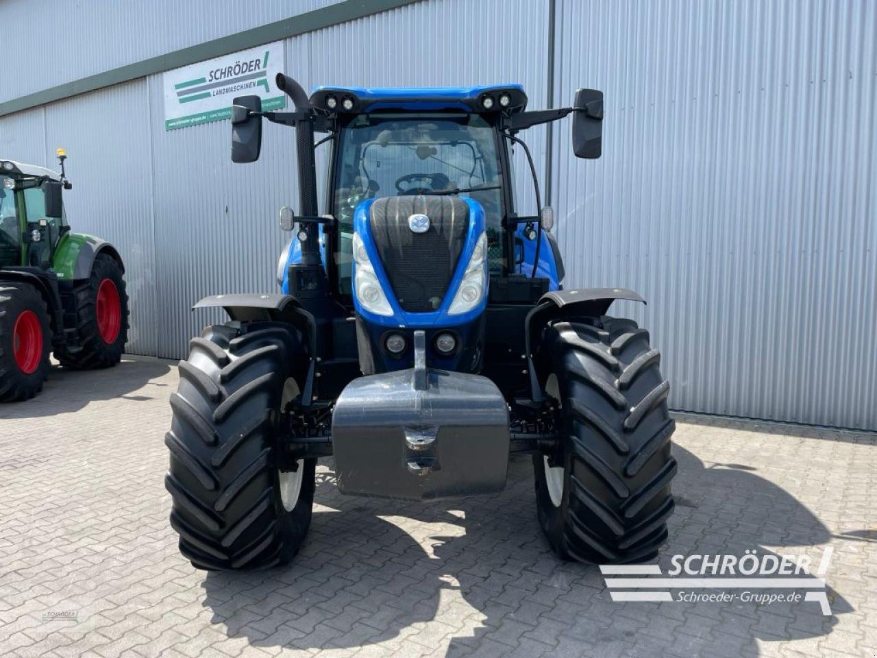 Traktor des Typs New Holland T 7.210, Gebrauchtmaschine in Wildeshausen (Bild 13)