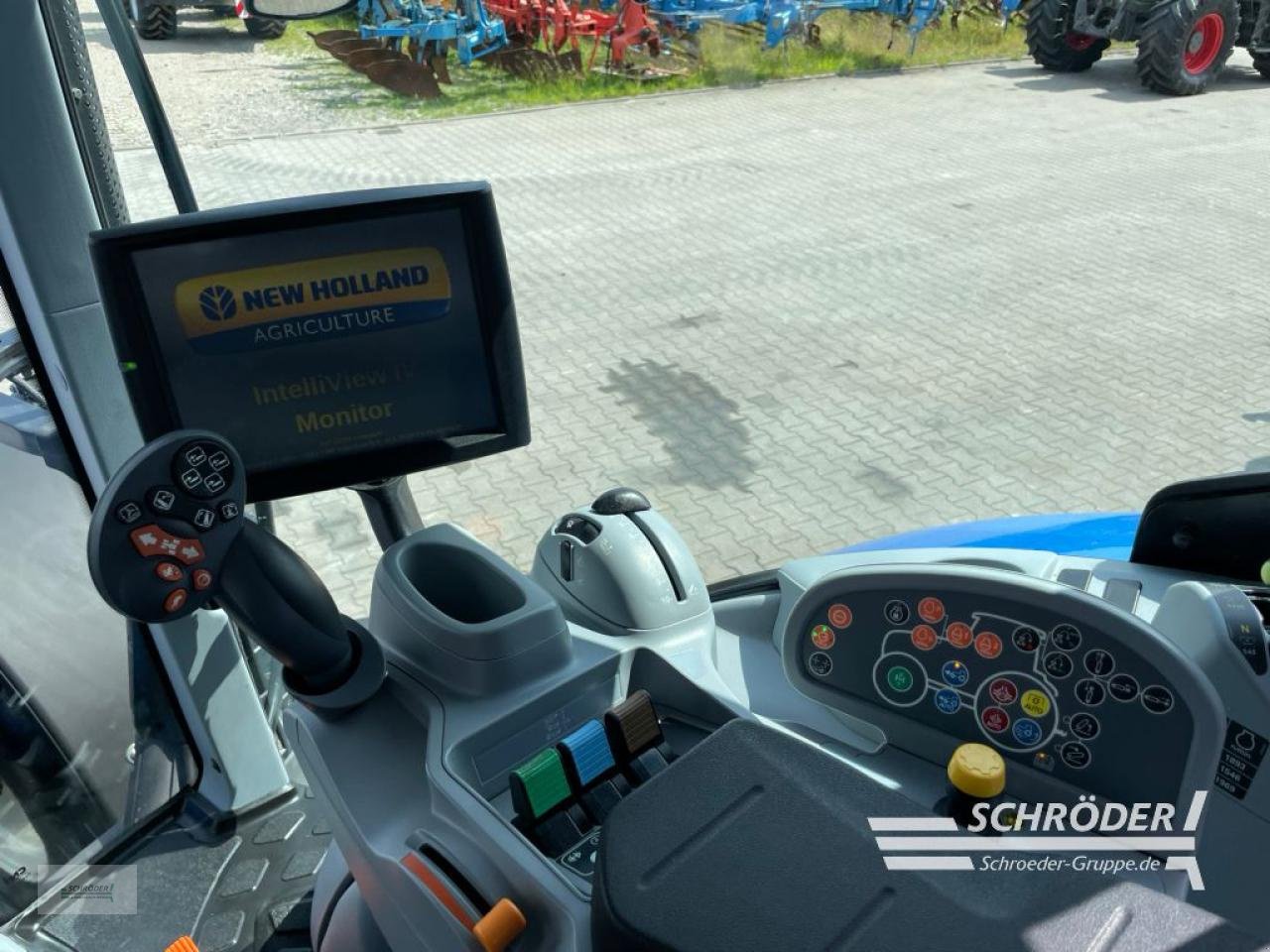 Traktor des Typs New Holland T 7.210, Gebrauchtmaschine in Wildeshausen (Bild 20)