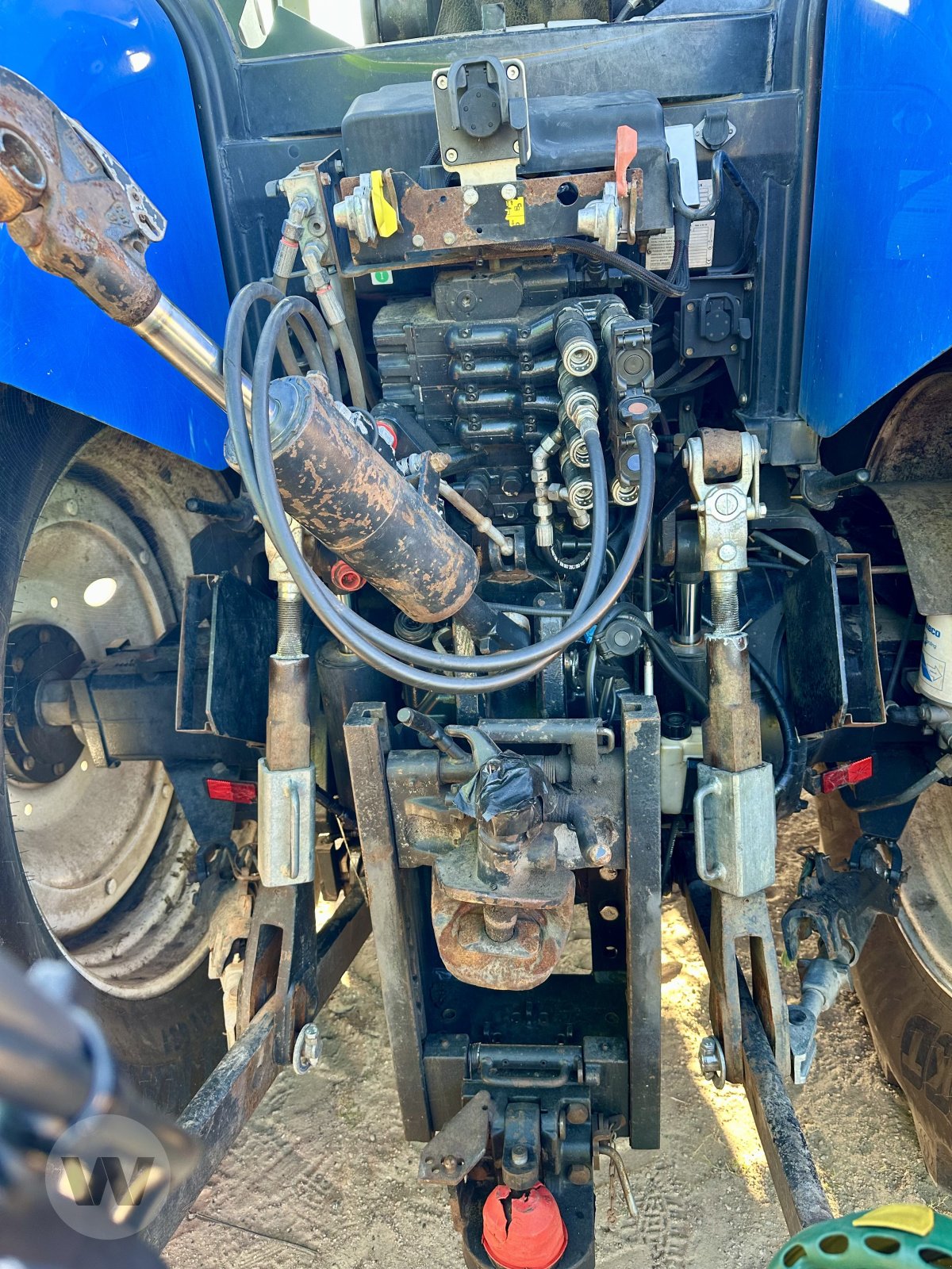 New Holland T 7.210, Gebrauchtmaschine, Baujahr: 2013, Betriebsstunden: 8848 Stunden (Bild 5) Traktor des Typs New Holland T 7.210, Gebrauchtmaschine in Husum (Bild 5)