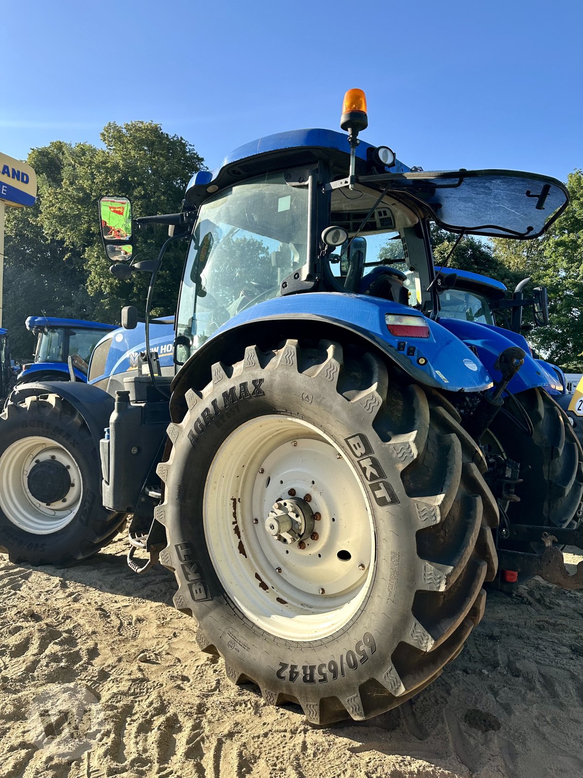 New Holland T 7.210, Gebrauchtmaschine, Baujahr: 2013, Betriebsstunden: 8848 Stunden (Bild 12) Traktor des Typs New Holland T 7.210, Gebrauchtmaschine in Husum (Bild 12)