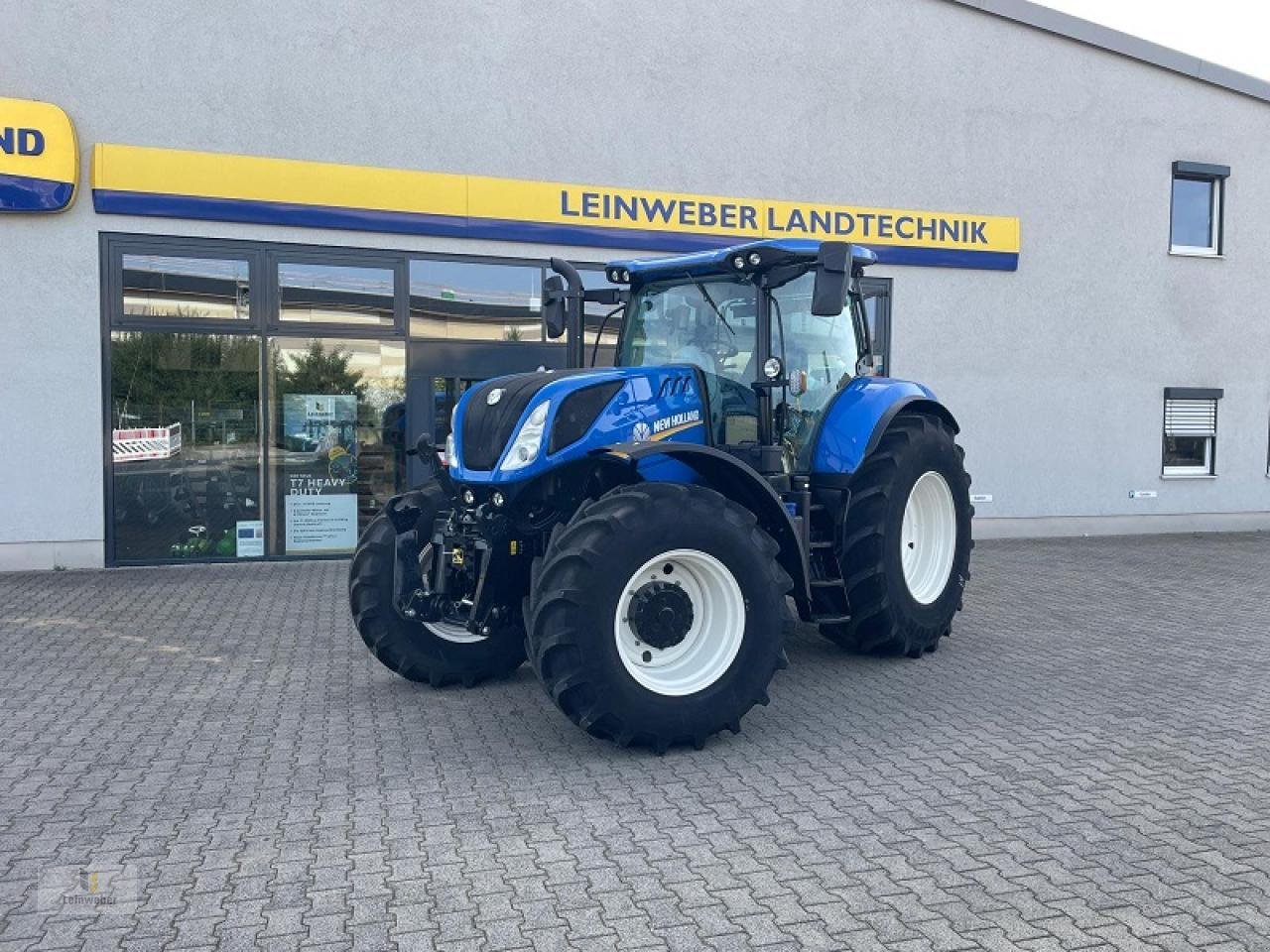 Traktor типа New Holland T 7.215 S PC, Gebrauchtmaschine в Neuhof - Dorfborn (Фотография 1)