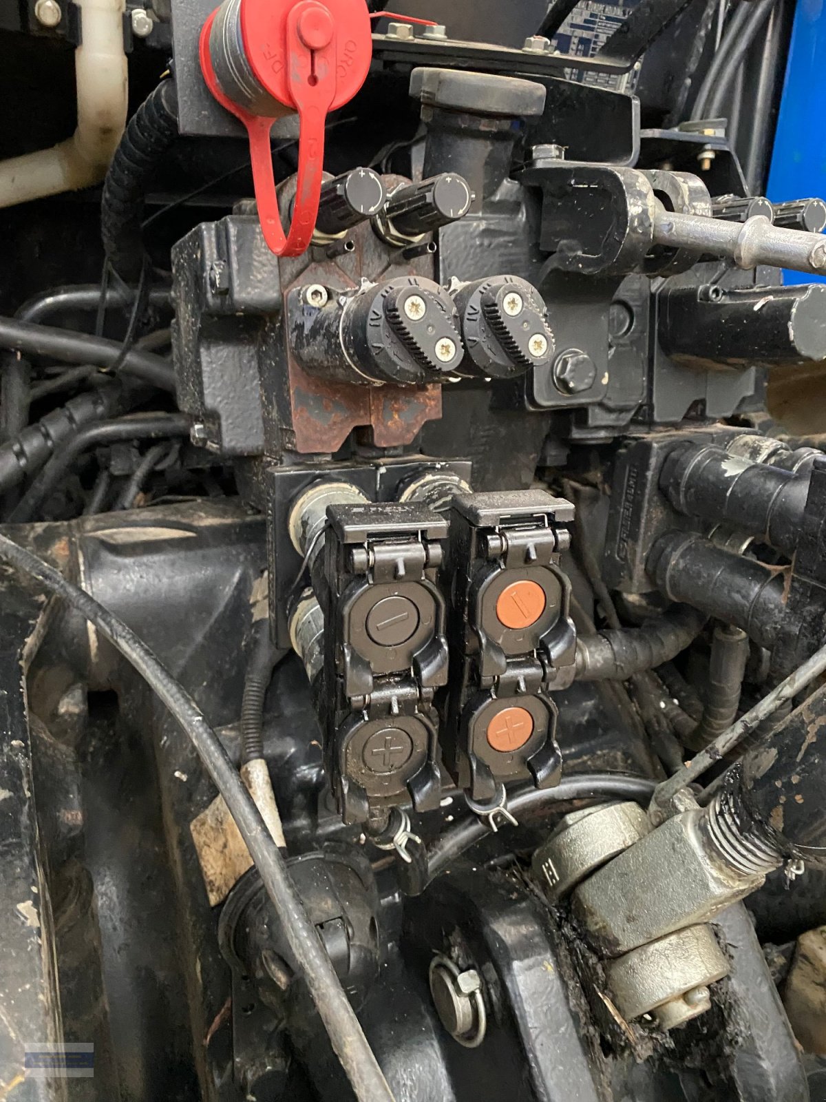 Traktor typu New Holland T 7.215 S, Gebrauchtmaschine v Bad Köstritz (Obrázek 8)