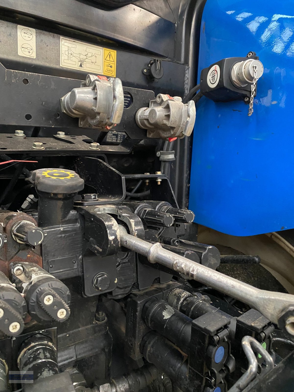 Traktor typu New Holland T 7.215 S, Gebrauchtmaschine v Bad Köstritz (Obrázek 9)