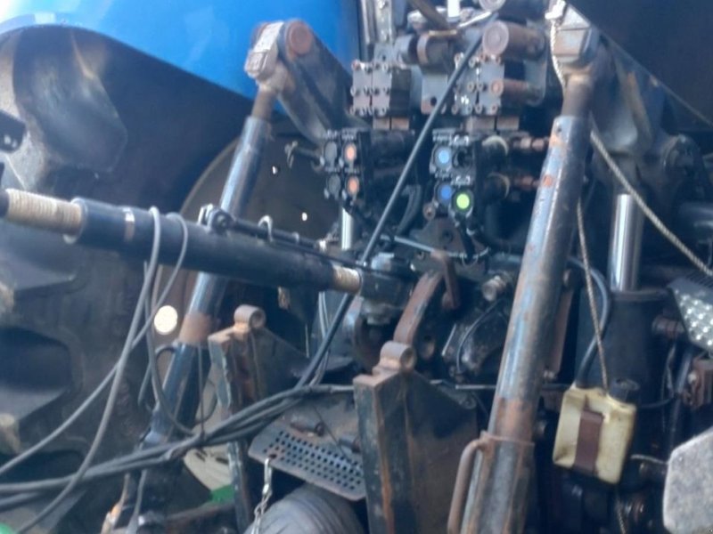 Traktor tip New Holland T 7.220 AC, Gebrauchtmaschine in Maribo