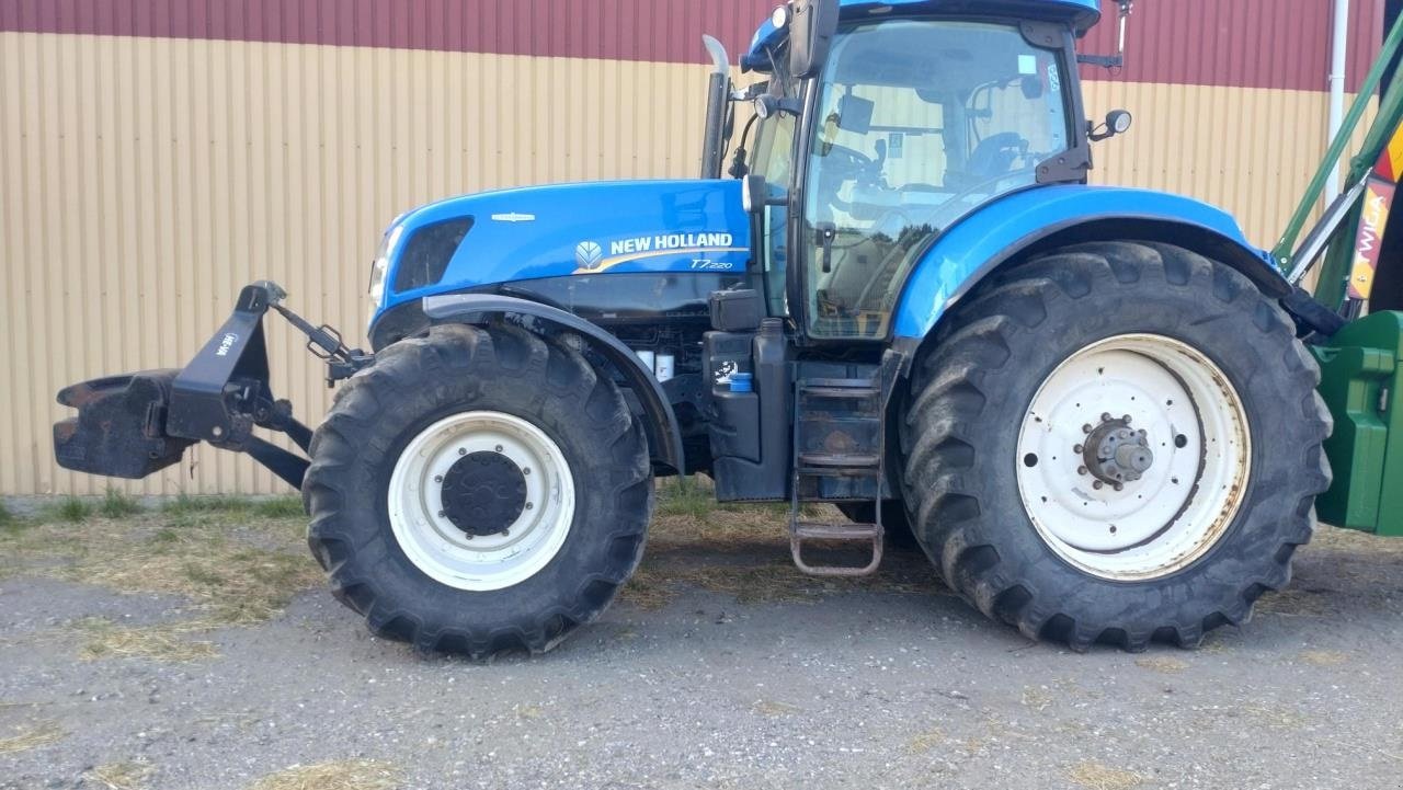 Traktor del tipo New Holland T 7.220 AC, Gebrauchtmaschine In Maribo (Immagine 10)
