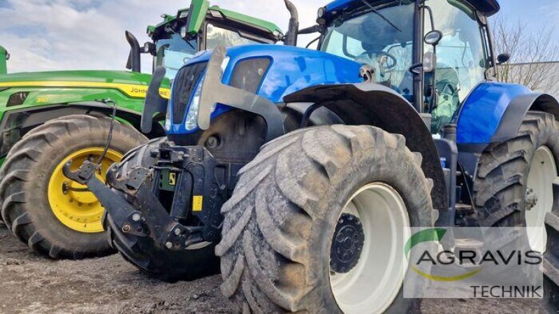 Traktor des Typs New Holland T 7.220 POWER COMMAND, Gebrauchtmaschine in Melle (Bild 2)