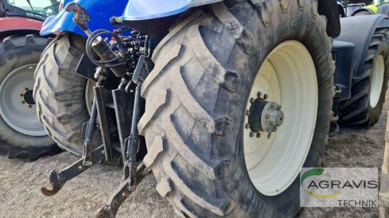 Traktor van het type New Holland T 7.220 POWER COMMAND, Gebrauchtmaschine in Melle (Foto 3)