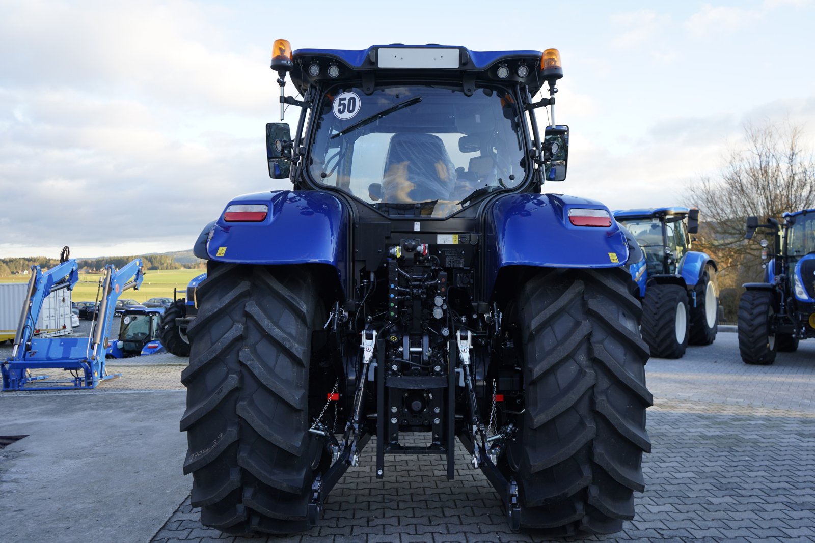 Traktor des Typs New Holland T 7.225 AC Blue Power, Neumaschine in Rötz (Bild 11)